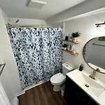 Holiday home Large 4bd In Orleans With Pool Ottawa