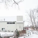 Strathmere Country Retreat Ottawa