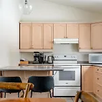 Strathmere Country Retreat Country house Ottawa
