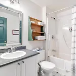 Strathmere Country Retreat Ottawa