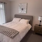 Crystal Boutique Apartment Ottawa