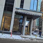 Modern In Downtown *