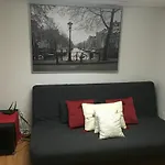 Adib Apartments - 362 Friel St, Unit 8B