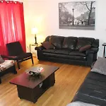 Adib Apartments - 840 Woodroffe Ave, Unit 1