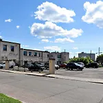 Ottawa Inn Hotel