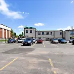 Ottawa Inn Hotel