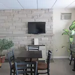 Value Inn Ottawa