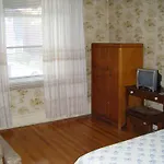 Auberge Des Arts Bed And Breakfast