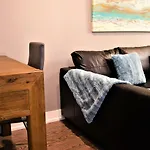 Simply Luxury Stays