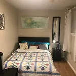 Self Check-in Spacious With Full Kitchen Apartment *