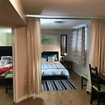 Self Check-in Spacious With Full Kitchen
