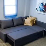 Cozy Two Bedroom Home-Free Parking