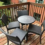 Bright Clean Private In The Heart Of Downtown! Parking Wi-fi Smart Tv Included Apartment Ottawa