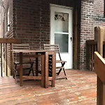 Apartment Beautiful, Clean, Quiet 2 Br-in Downtown Ottawa. Parking, Wifi And Netflix Included *