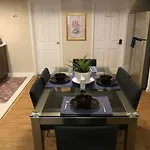 Self Check-in Spacious With Full Kitchen *