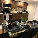 Self Check-in Spacious With Full Kitchen