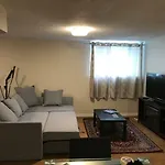 Apartment Self Check-in Spacious With Full Kitchen