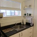 Beautiful, Clean, Quiet 2 Br-in Downtown Ottawa. Parking, Wifi And Netflix Included *