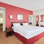 The Carleton Suite Hotel