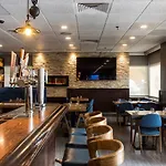 Ottawa Embassy Hotel & Suites