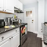 Warm And Comfortable 2Br - Downtown/Little Italy