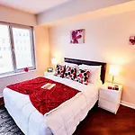 Pelicanstay Near Rideau Canal