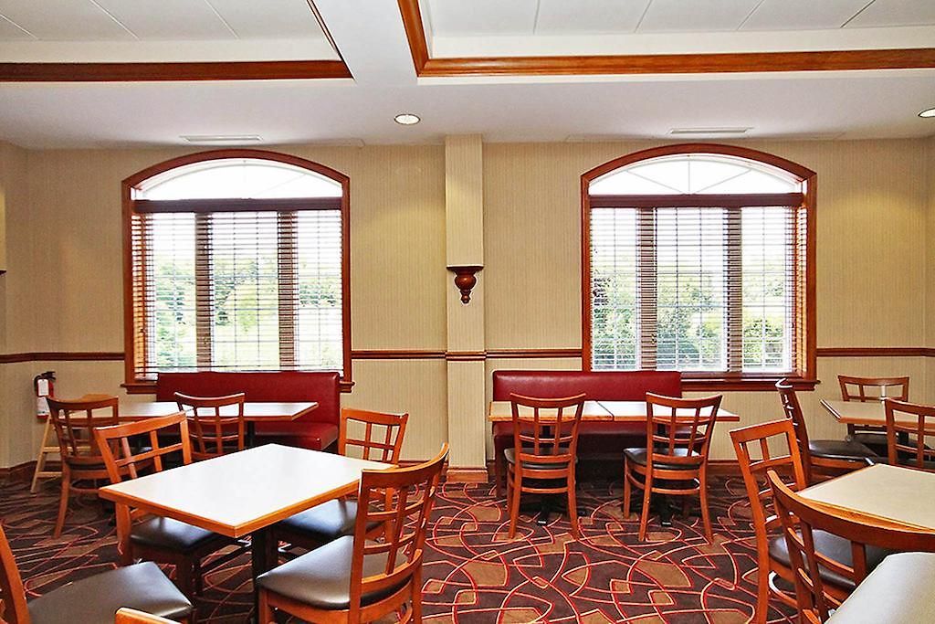 Hotel Fairfield & By Marriott Kanata Ottawa