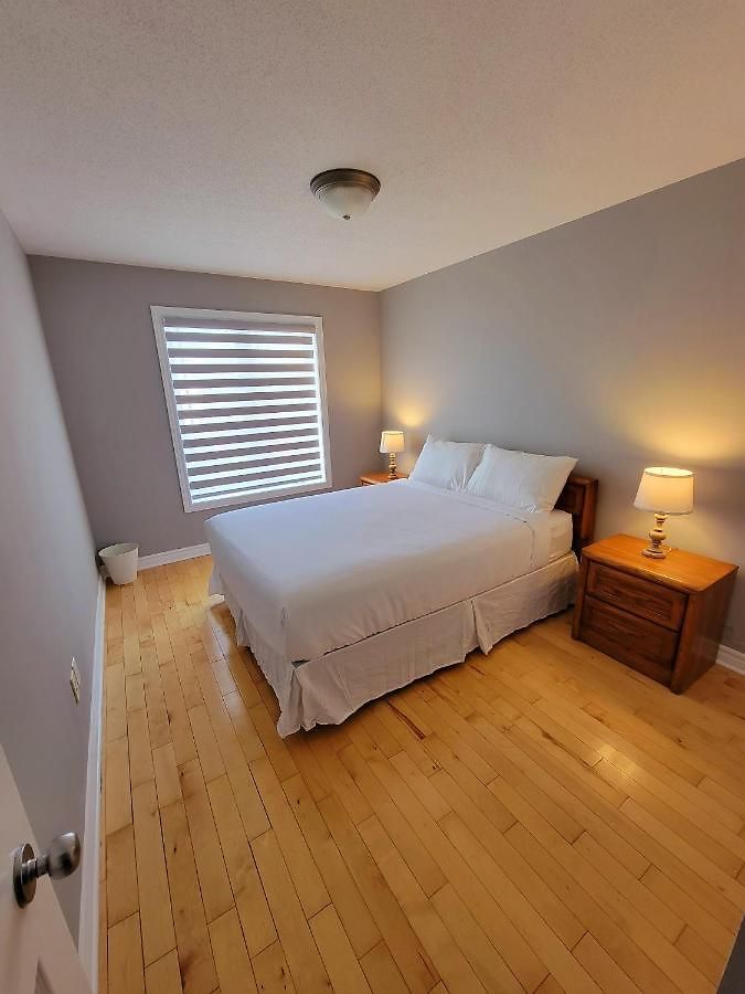 Cozy 3 Bedroom Town House 20 Min From Down Town And Airport