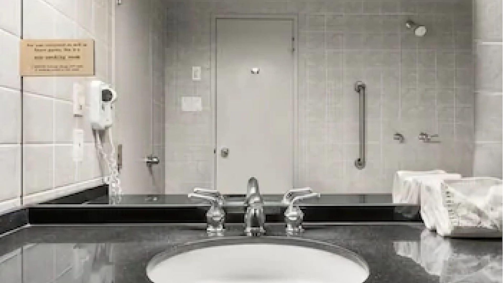 Hotel Days By Wyndham West