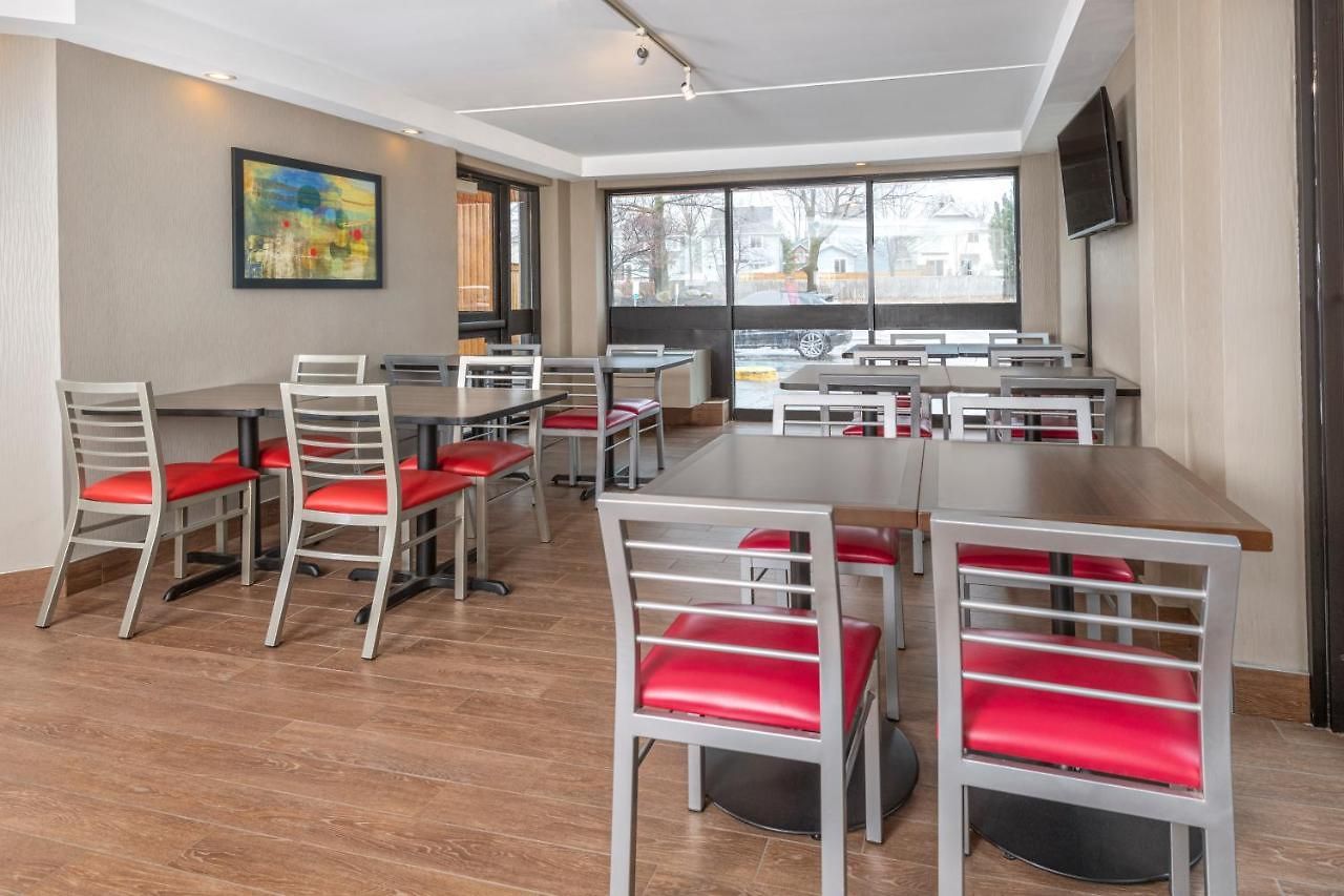 Comfort Kanata West 4* Ottawa