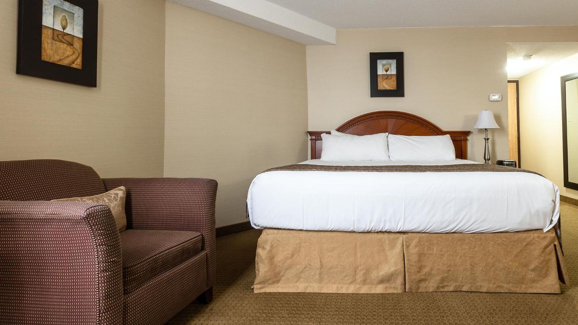 Welcominns Ottawa