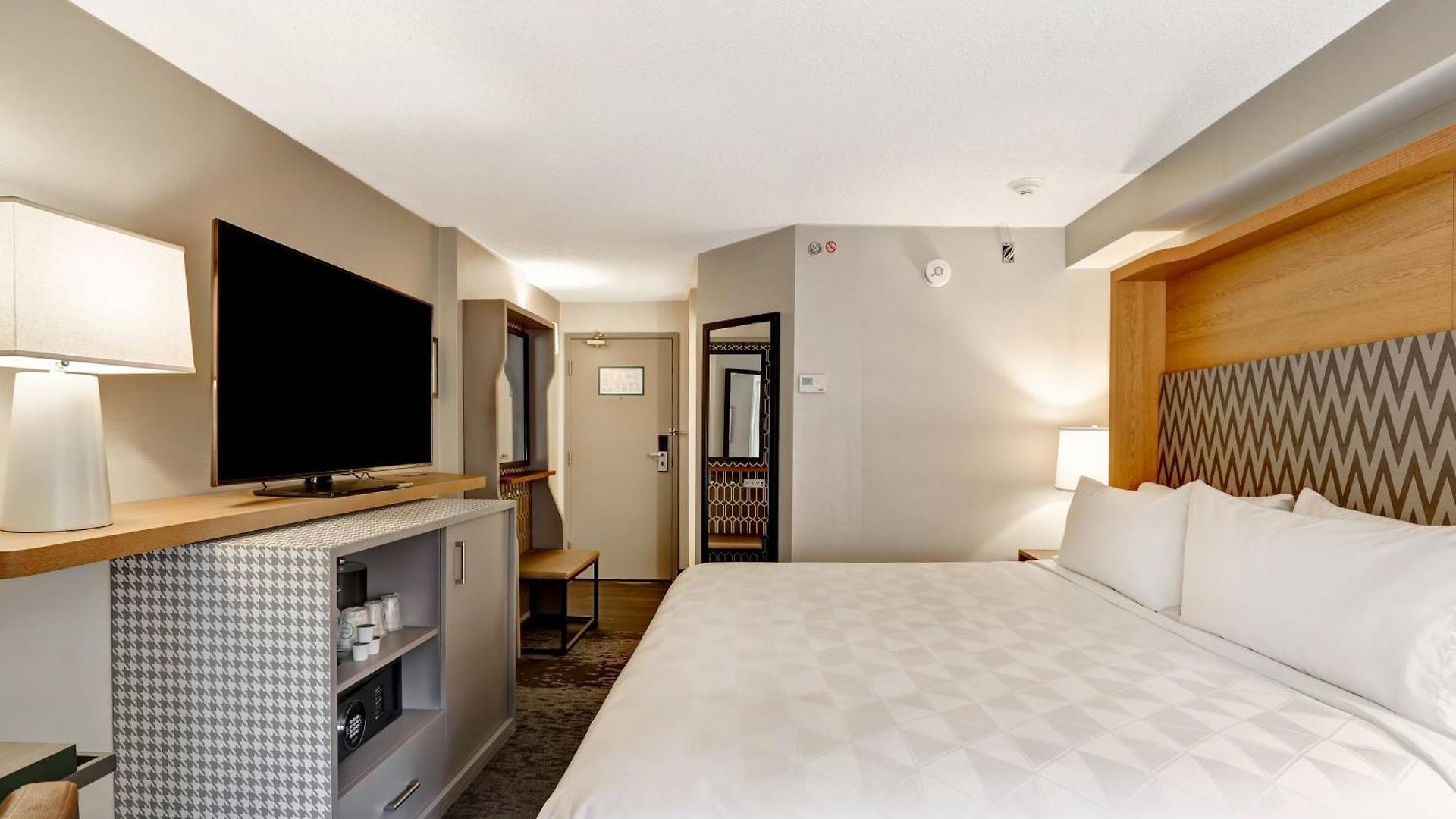 - Dwtn - Parliament Hill By Ihg Hotel
