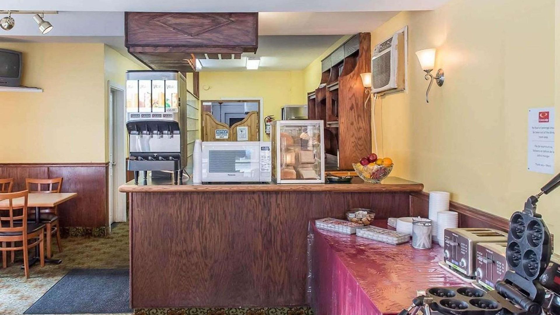 Lodge Econo Downtown *