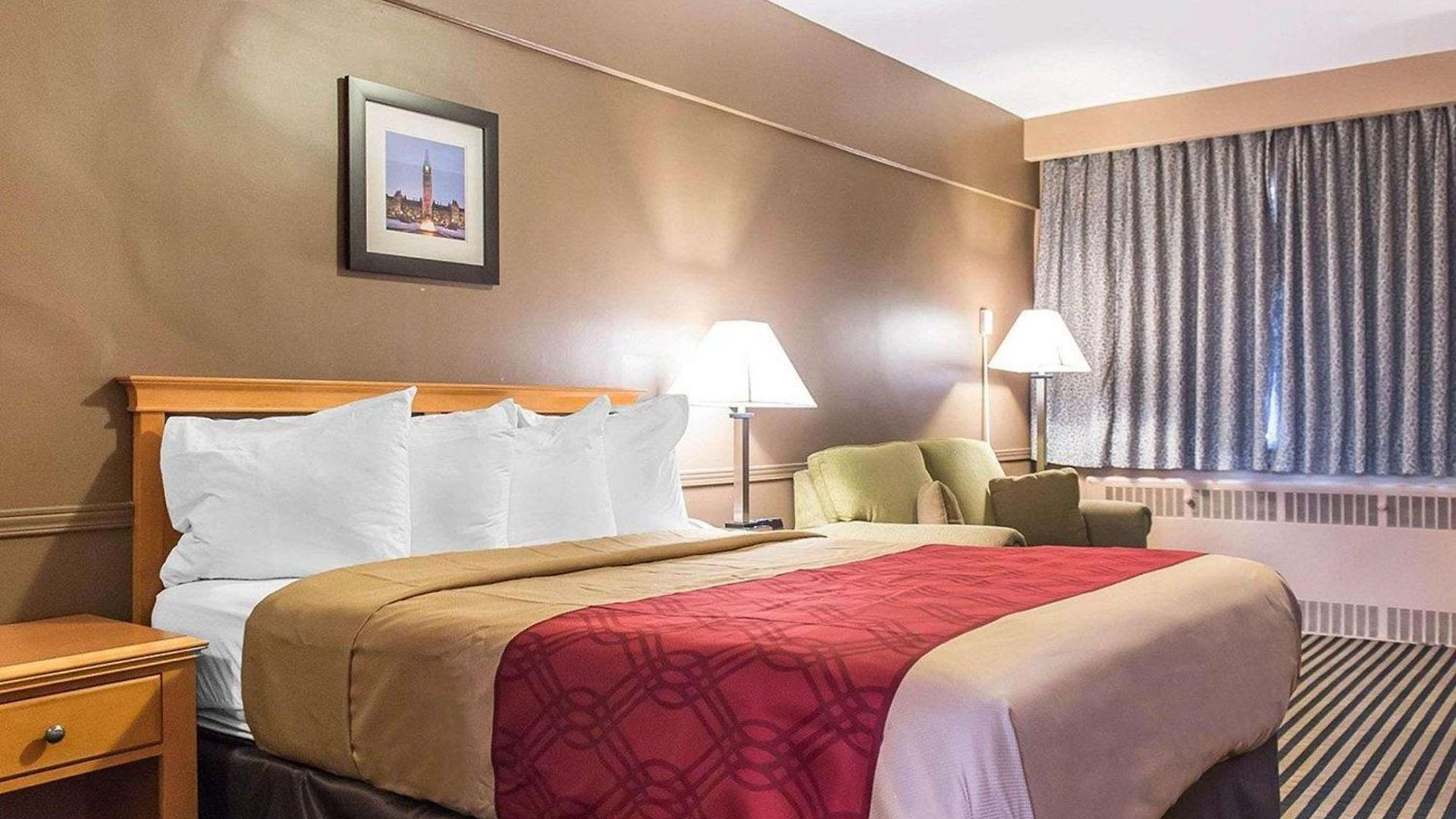 Lodge Econo Downtown *