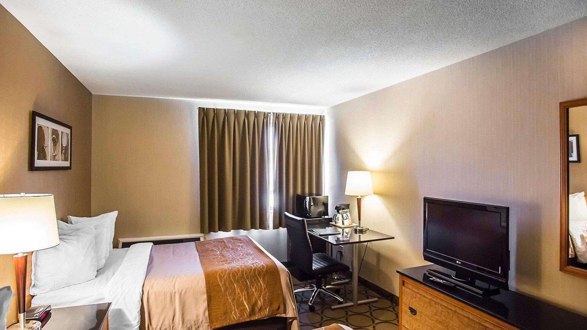 Inn Comfort Kanata West 4*