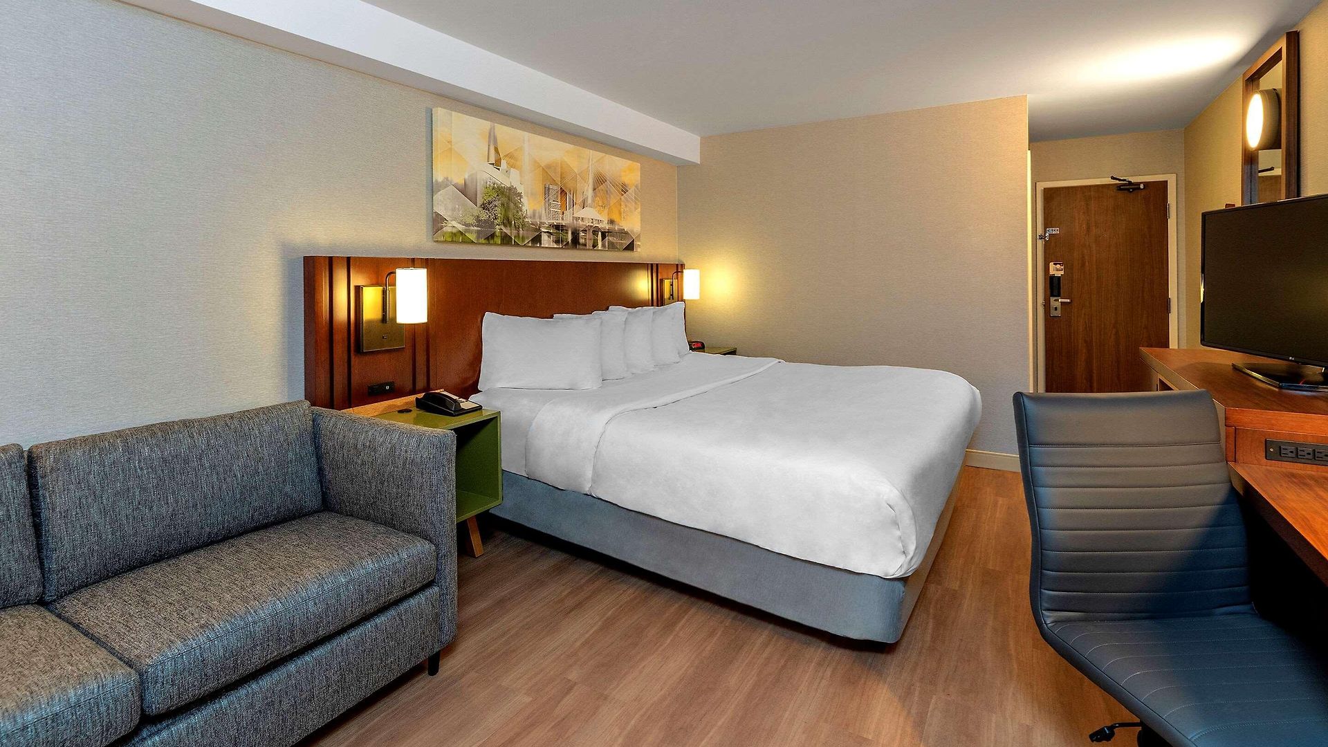 Inn Comfort East