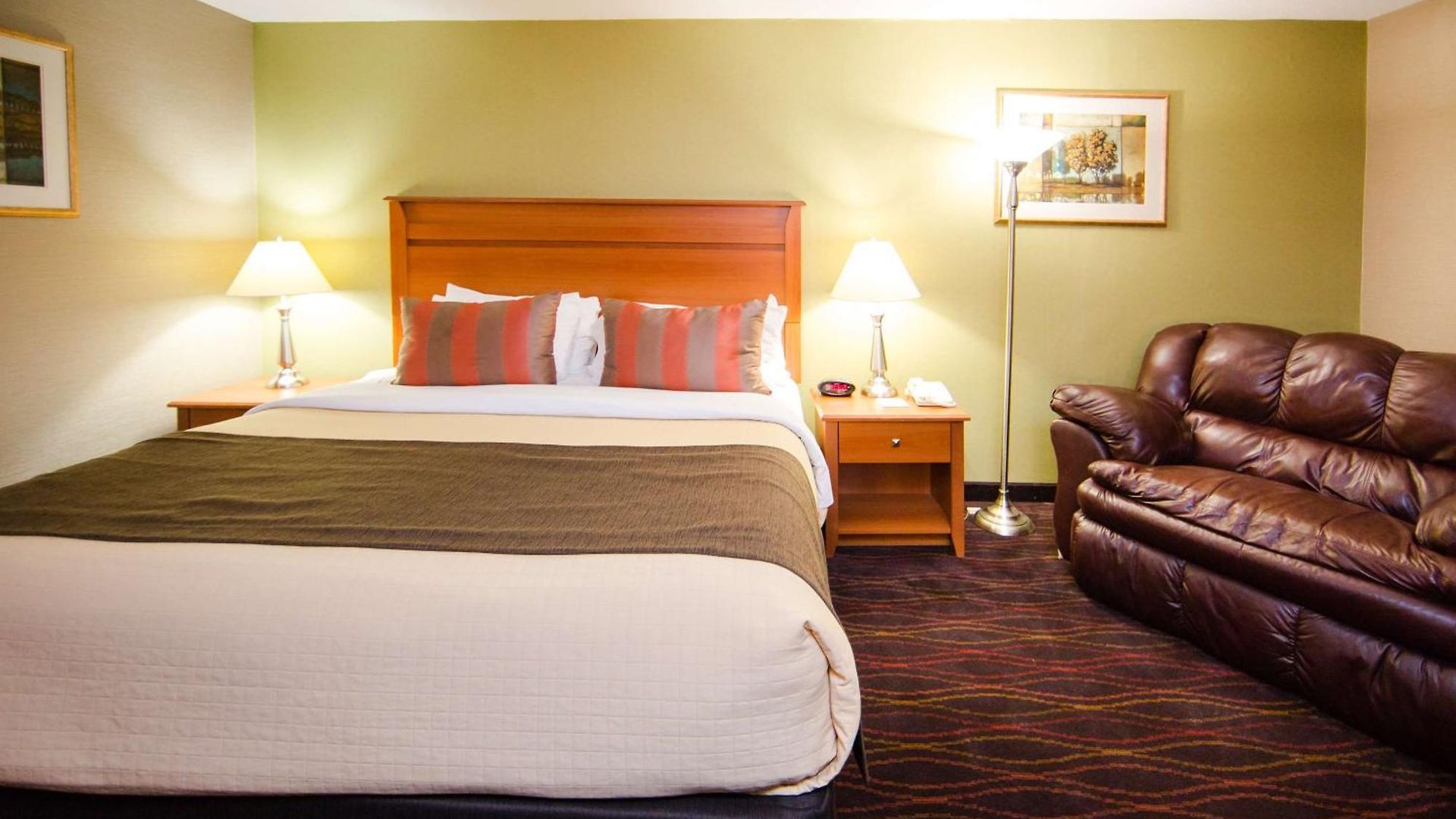 Hotel Western Kanata And Conference Centre 3*