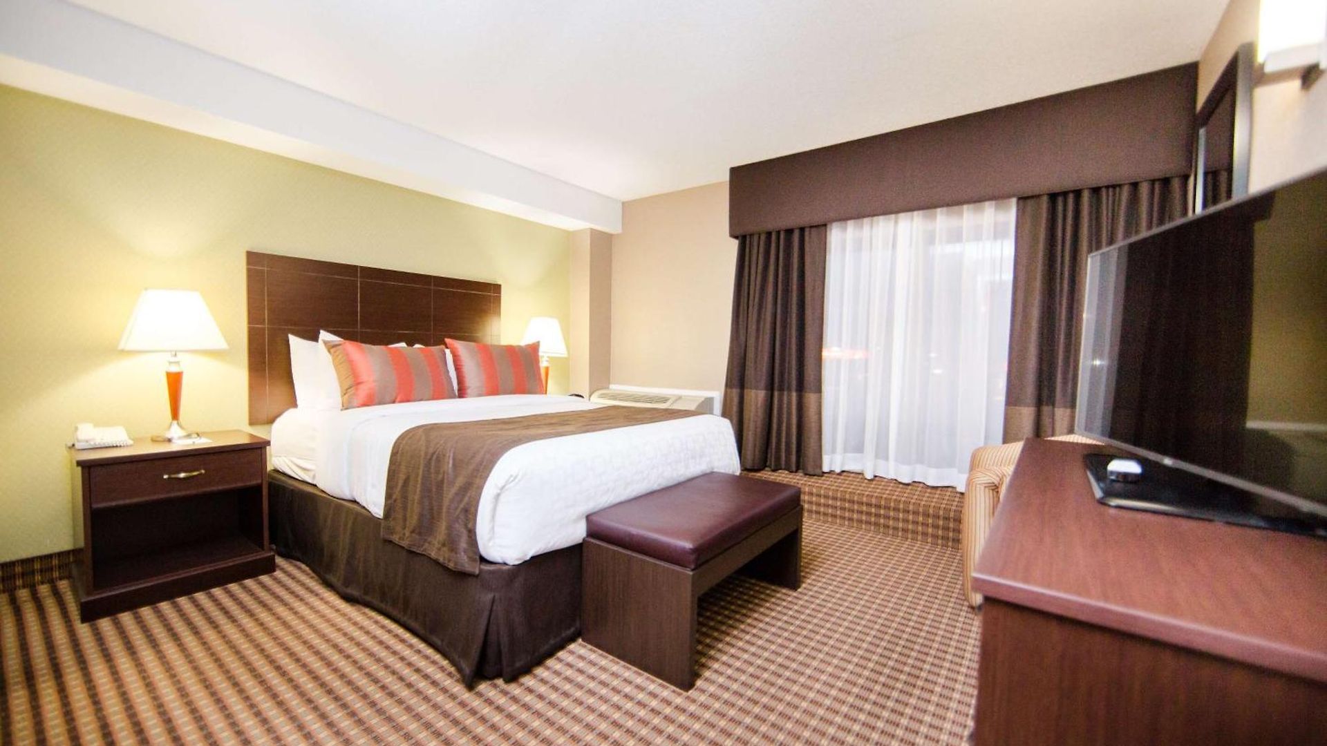 Western Kanata And Conference Centre Hotel