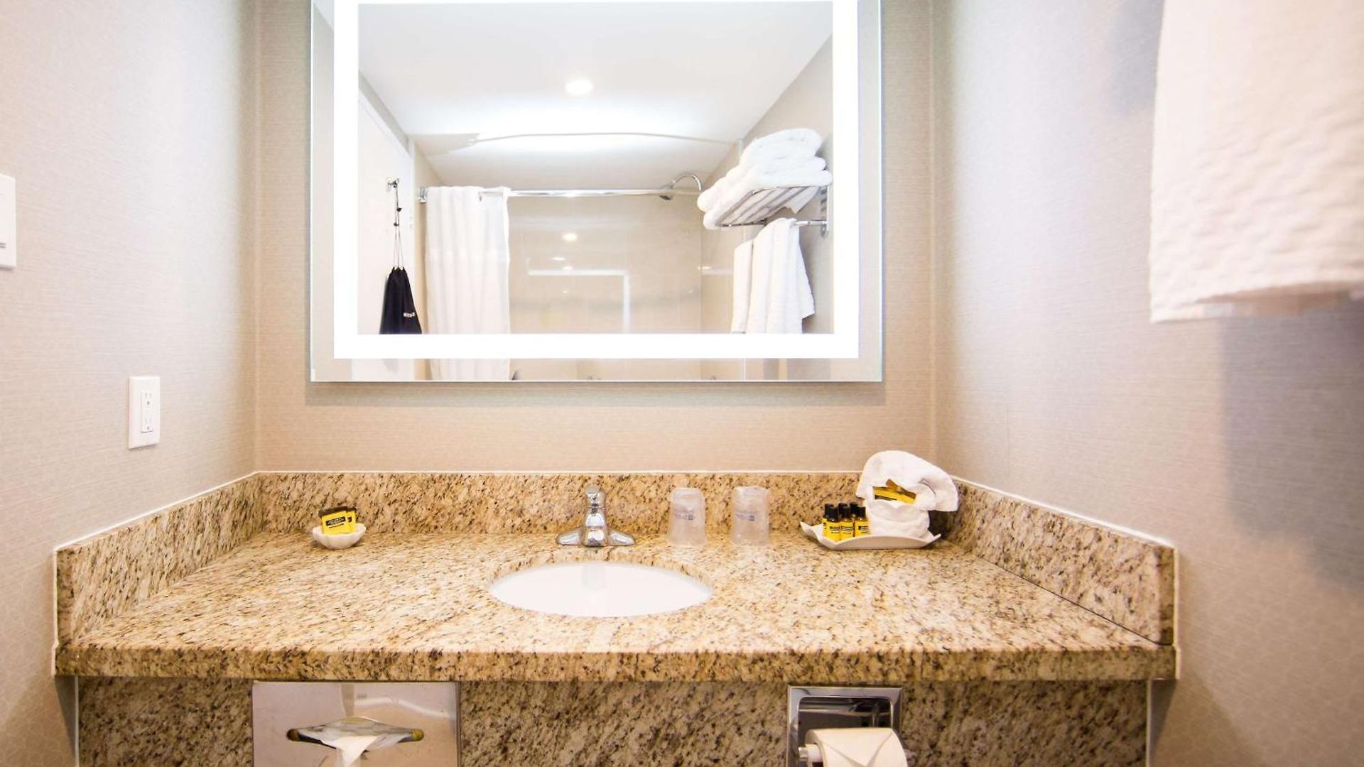 Western Kanata And Conference Centre Hotel Ottawa