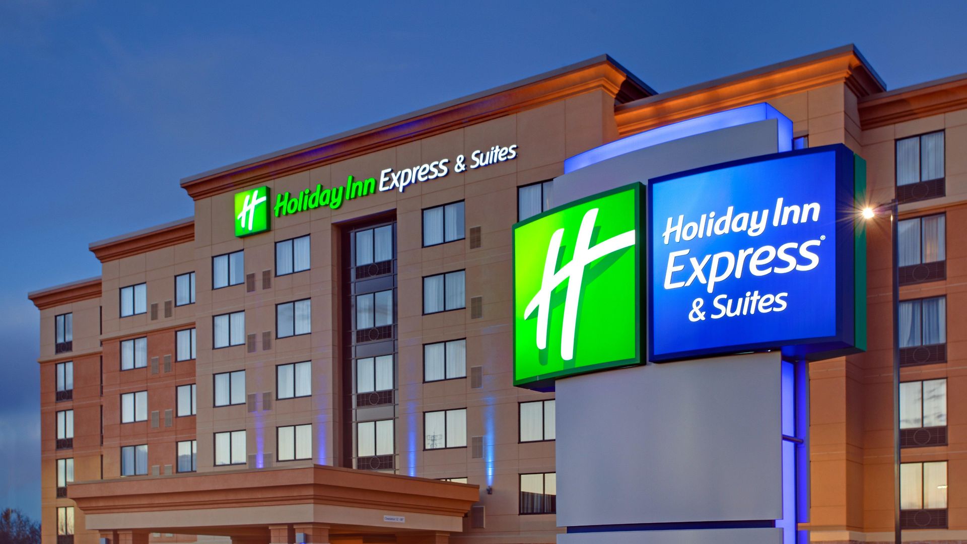 Express & West - Nepean By Ihg Hotel 2*
