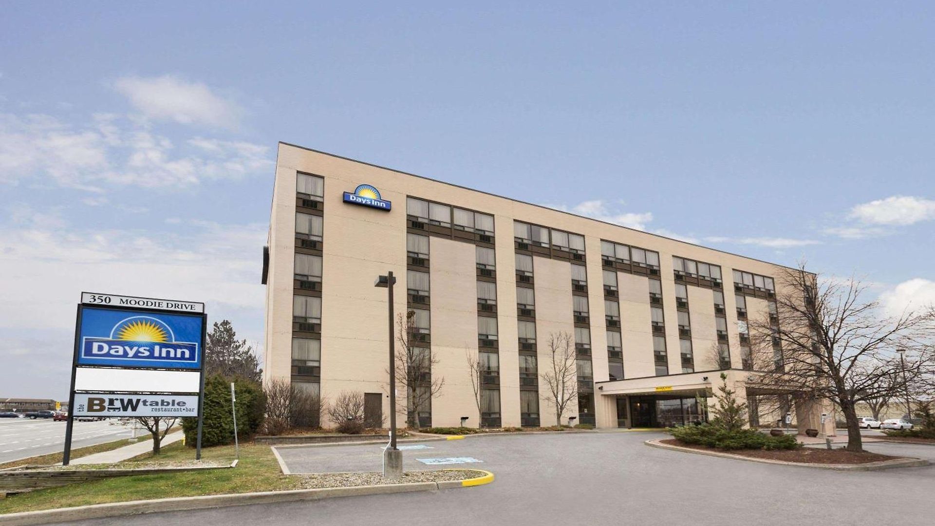 Hotel Days By Wyndham West