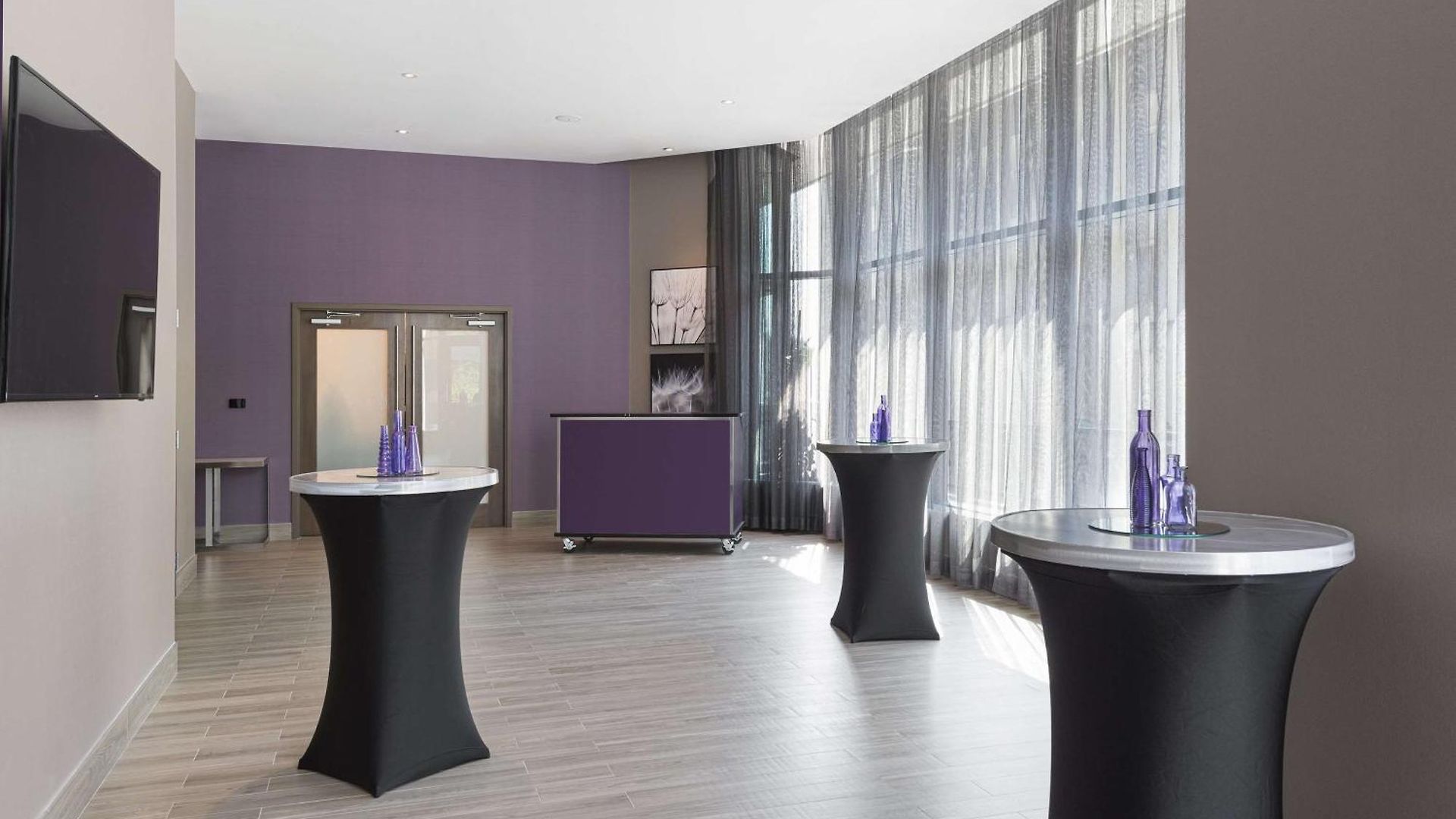 Hotel Homewood By Hilton Downtown Ottawa