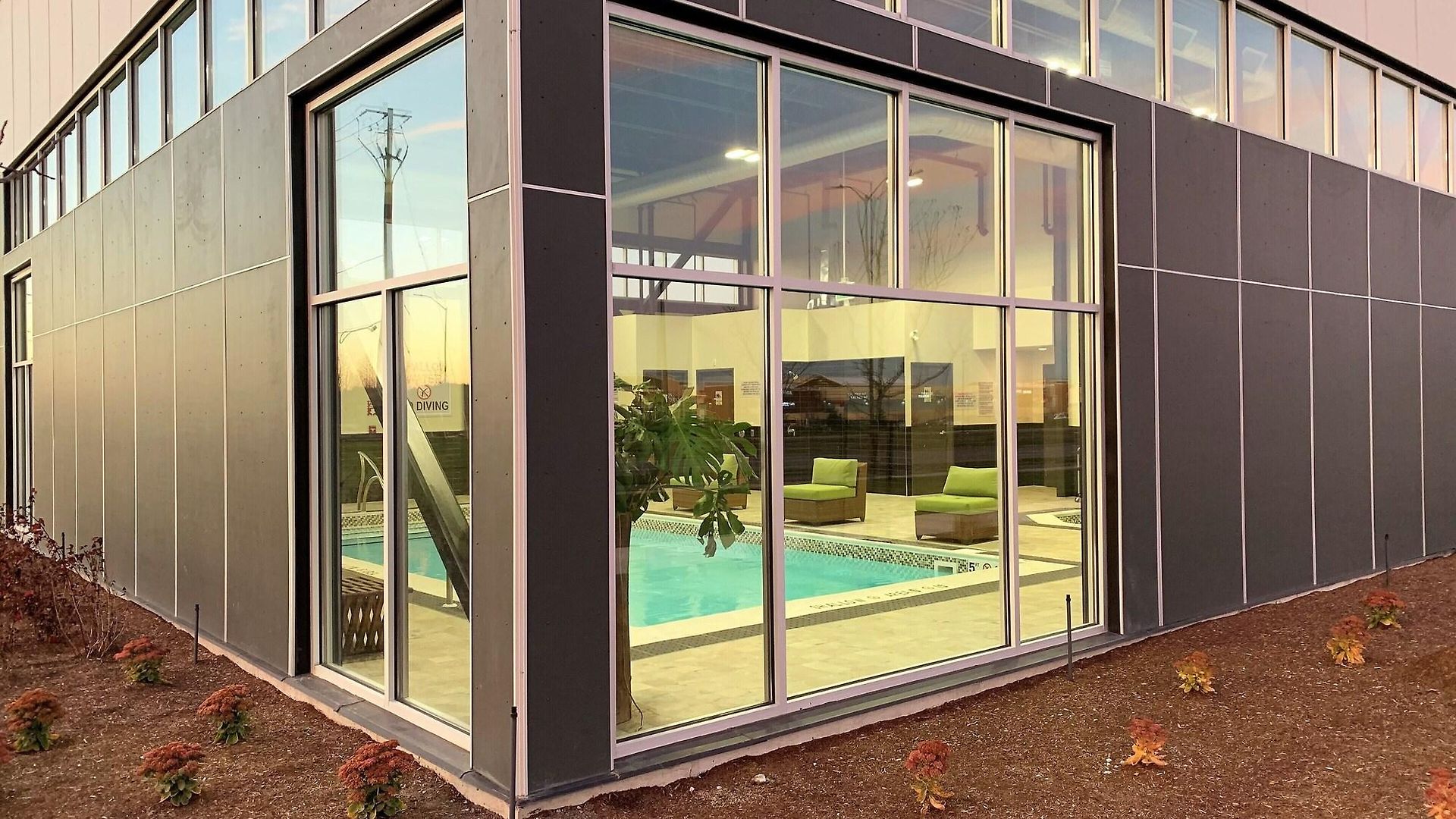Wingate By Wyndham Kanata West 3*