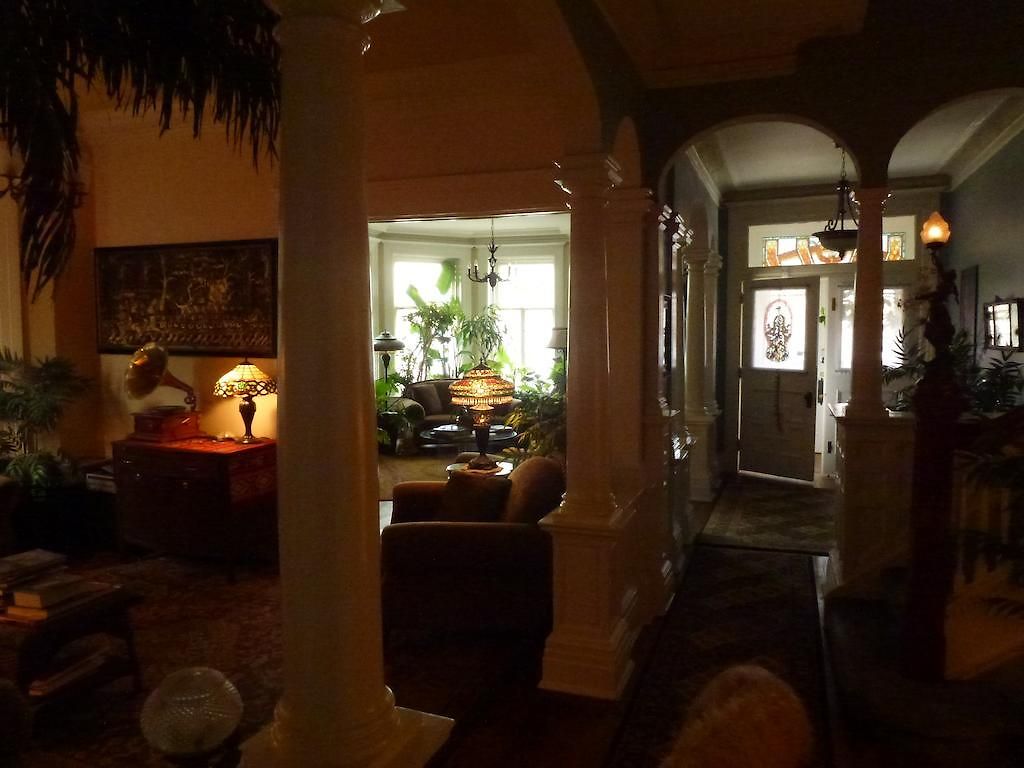 Bed & Breakfast King Edward 4*