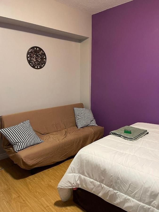 Somerset With Full Kitchen * Ottawa