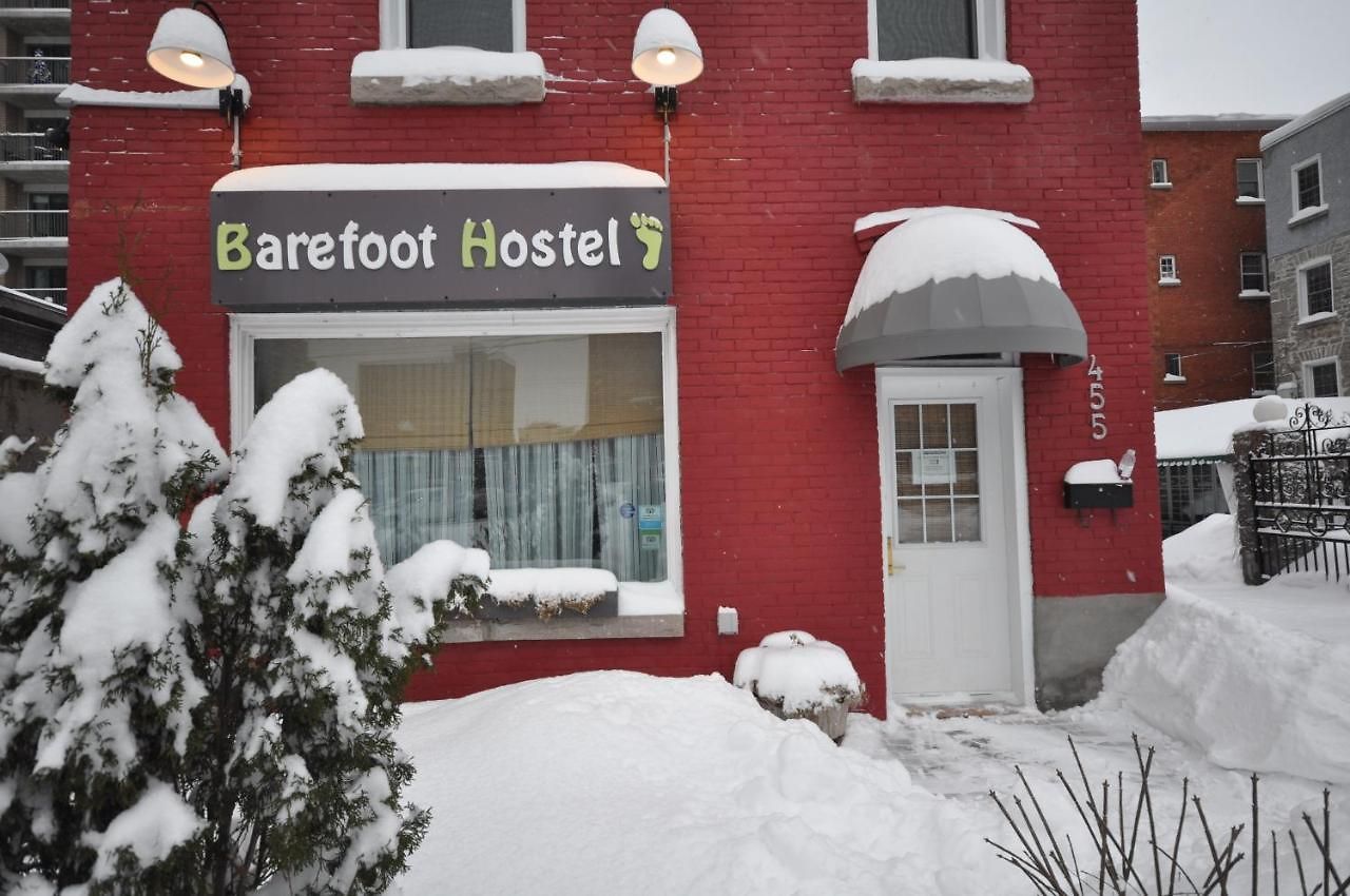 Hostel Barefoot *
