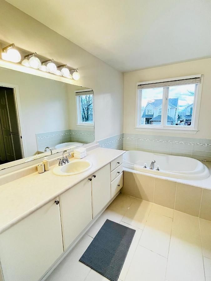 Spacious And Serene 3br Home. Newly Renovated. Guest house *