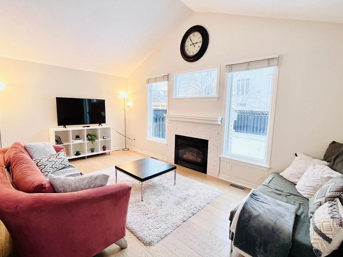 Spacious And Serene 3br Home. Newly Renovated. Ottawa