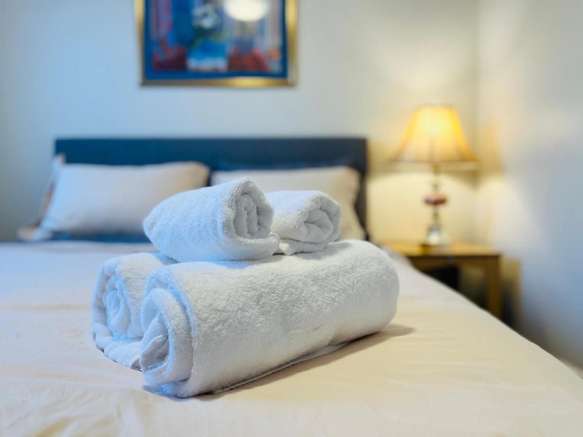 Guest house Spacious And Serene 3br Home. Newly Renovated. *