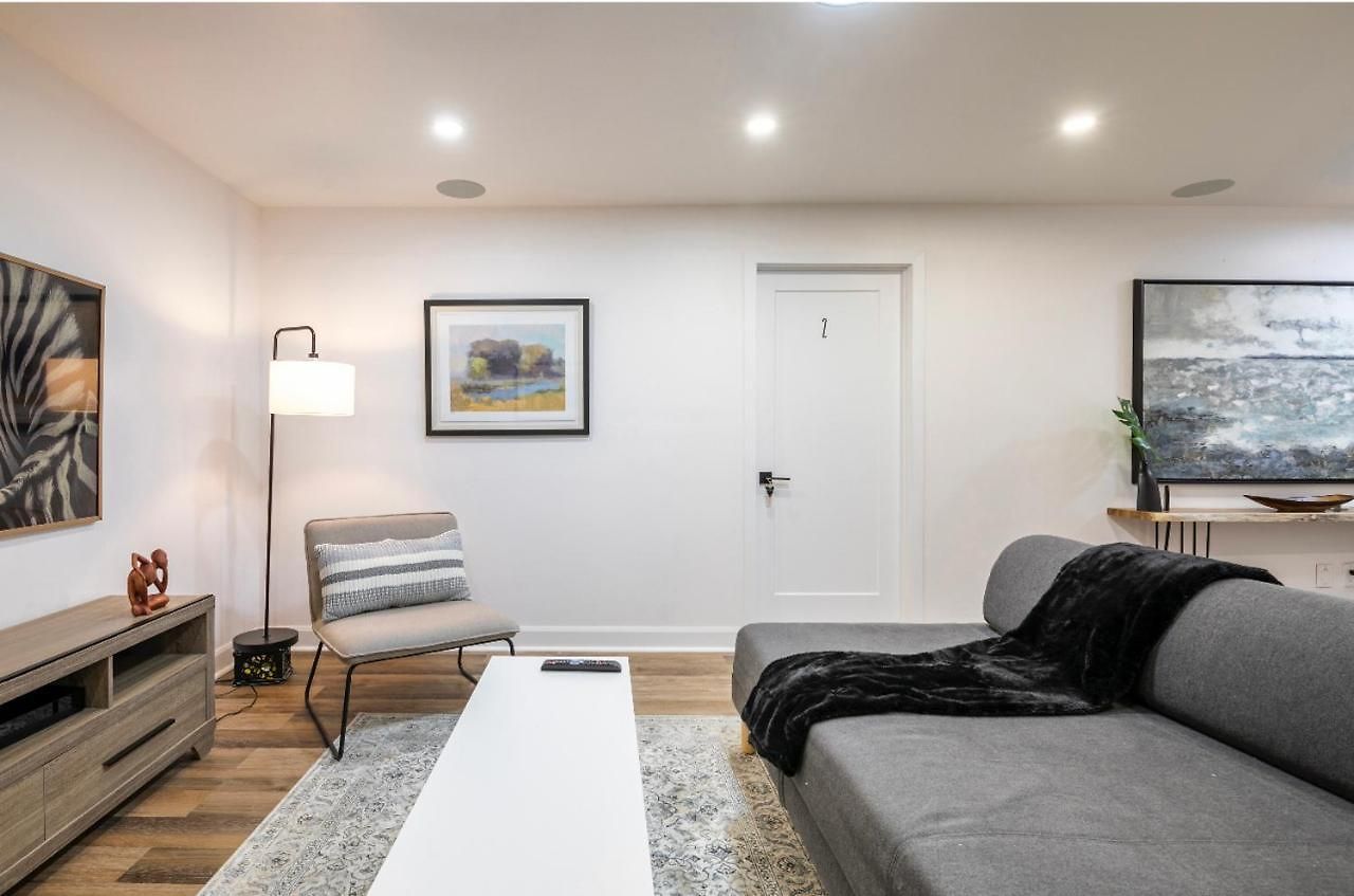 Guest house The Monarch 3*
